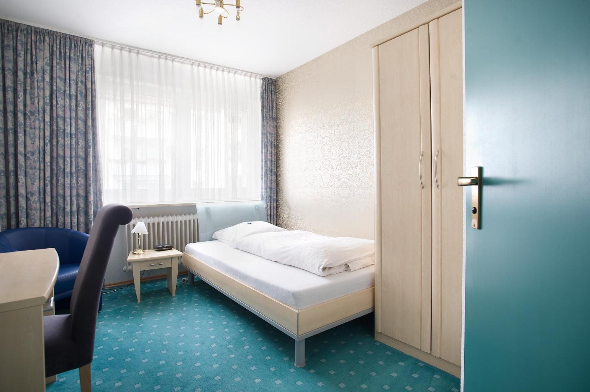 Hotel St. Peter Нюрнберг Екстериор снимка
